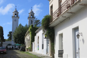 The newer, Spanish area outside the historical section of the city is marked by wider streets.